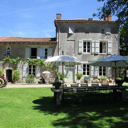 Domaine De Lalat - B&B With En-Suite Bathrooms All Rooms With Garden Views Montembœuf 외부 사진
