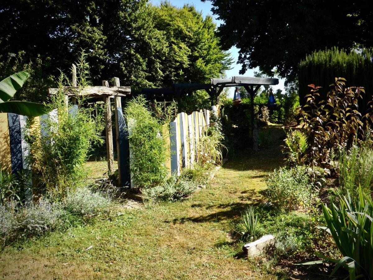 Domaine De Lalat - B&B With En-Suite Bathrooms All Rooms With Garden Views Montembœuf 외부 사진